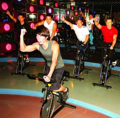 澳门沙金网址自行车健身的四种健康锻炼法(图3)